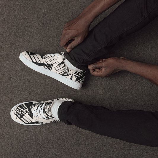 Men’s lace-up canvas shoes